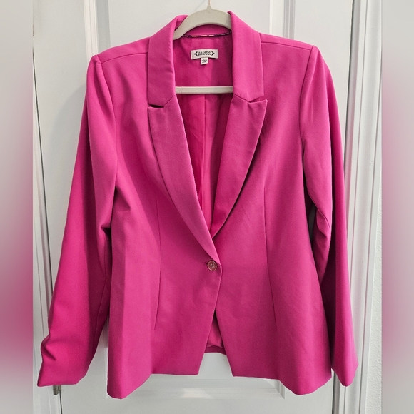 Fuschia Blazer - Picture 1 of 2